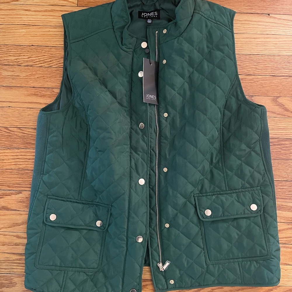 Jones New York Quilted Forest Green Sleeveless Vest